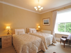 Premier Twin Bedroom